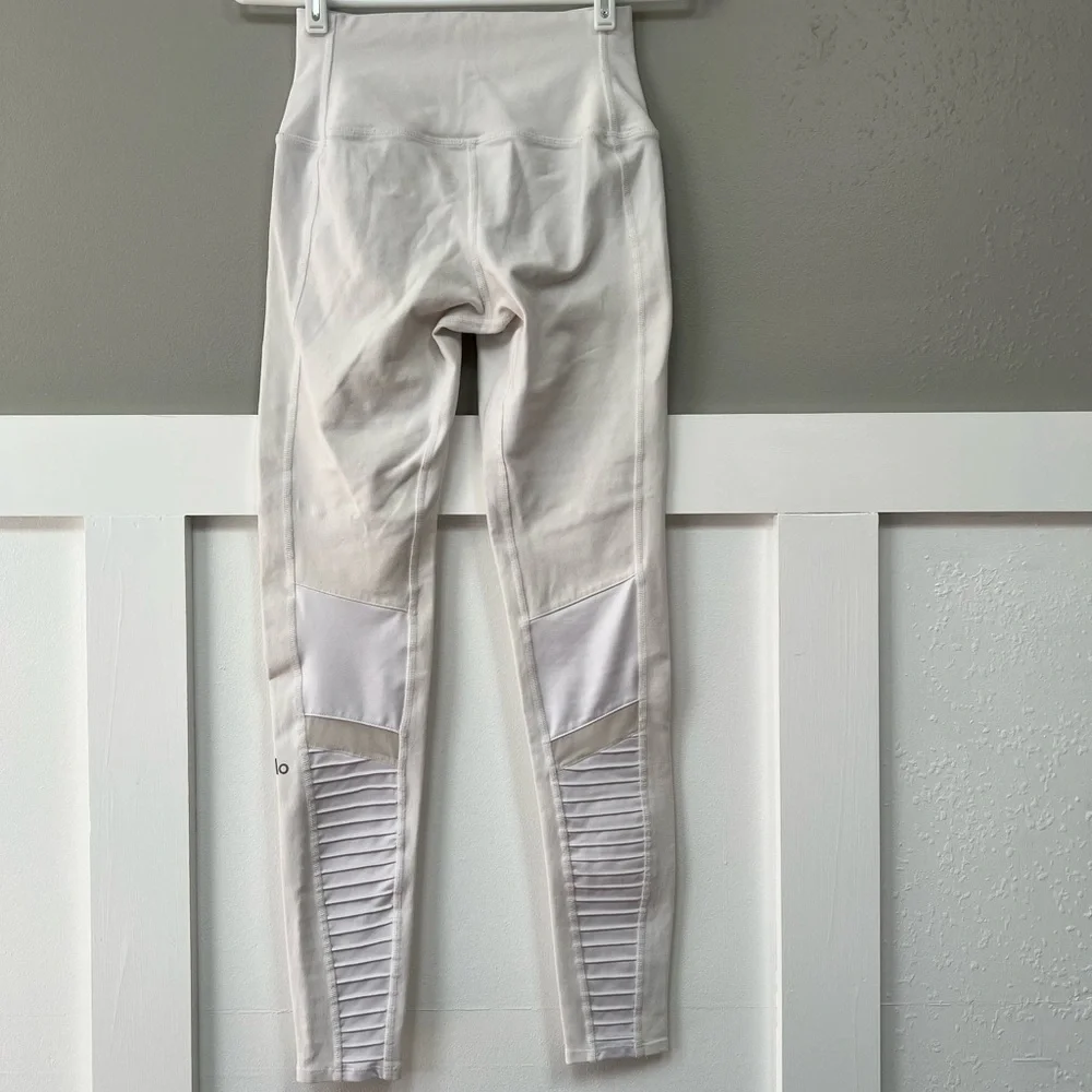 Alo High-Waist Moto Legging in White/White Glossy